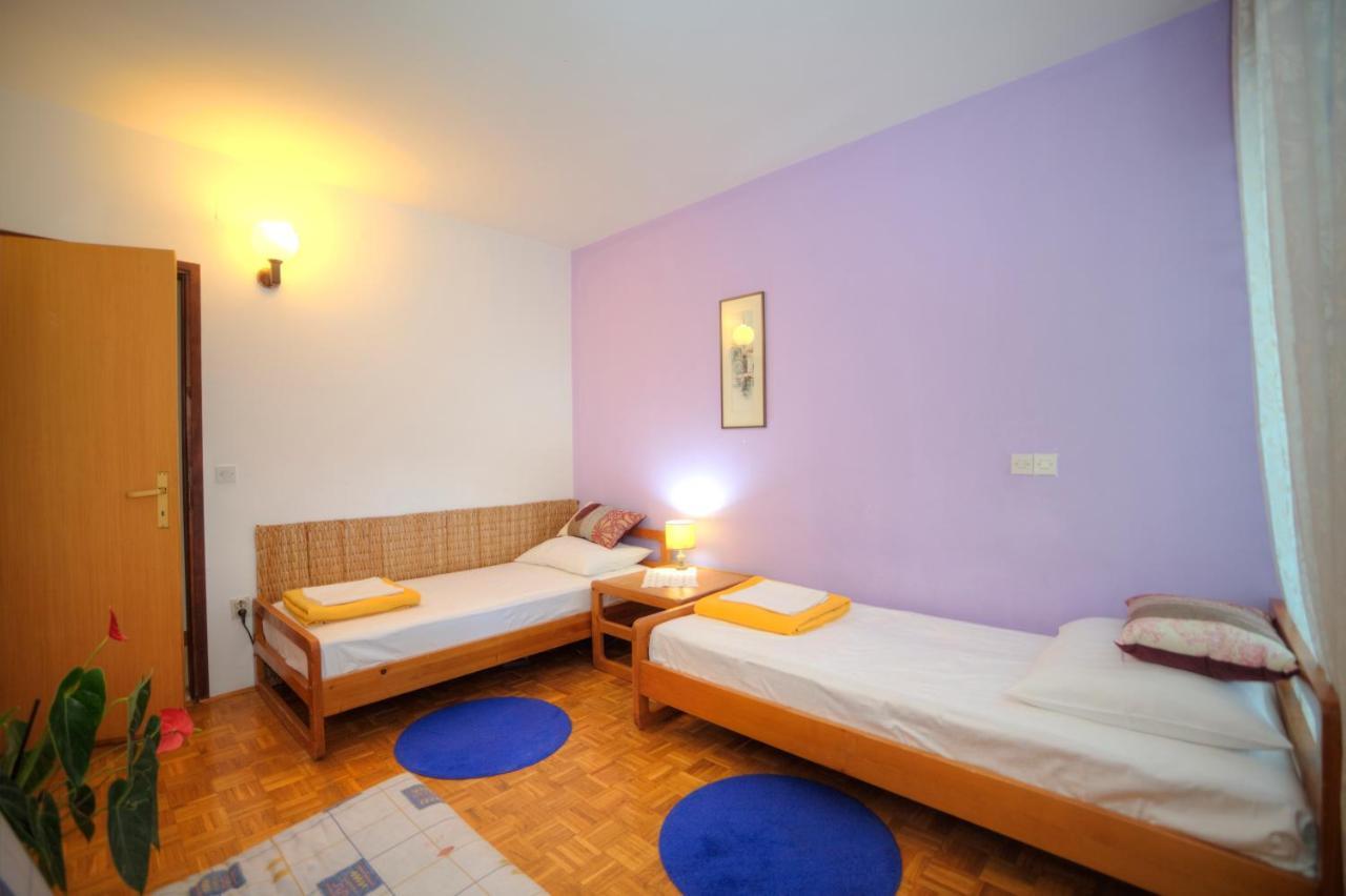Apartments Villa Rojnica Єлса Екстер'єр фото