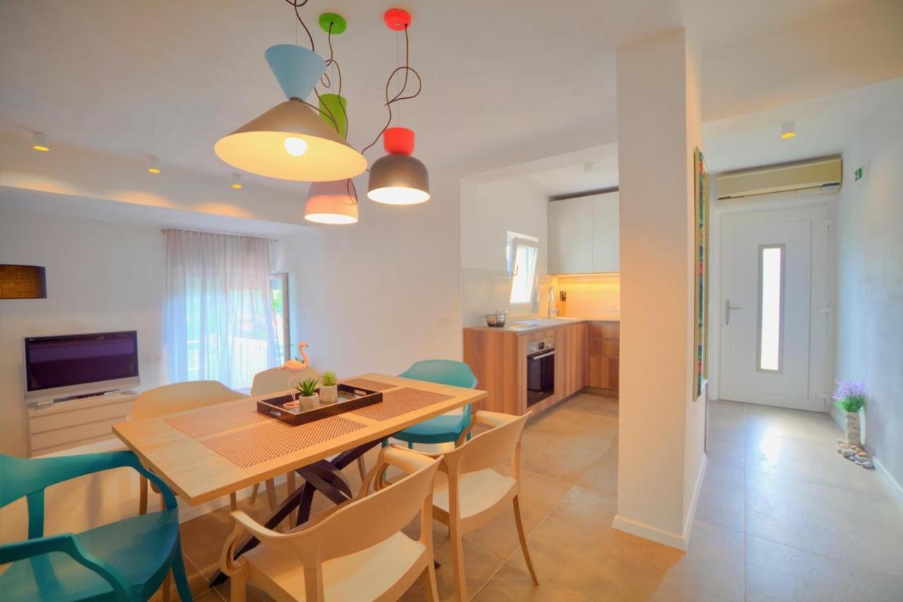 Apartments Villa Rojnica Єлса Екстер'єр фото