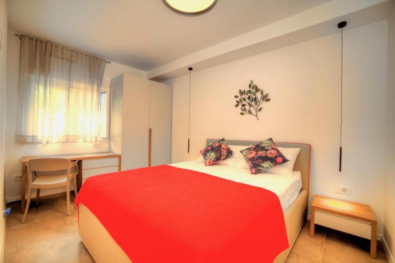 Apartments Villa Rojnica Єлса Екстер'єр фото